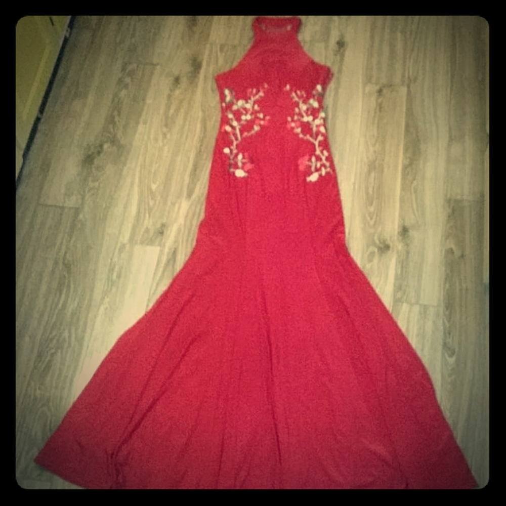 Womens size 5 formal dress